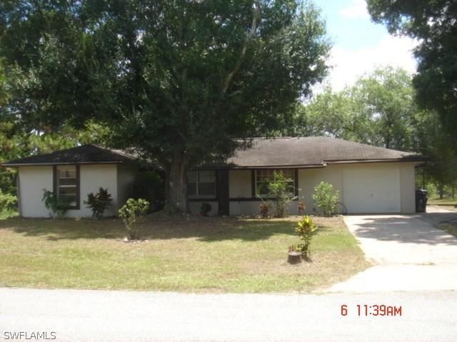 618 Roosevelt Ave., Lehigh Acres, FL 33936