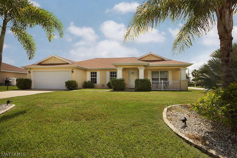 324 SW 29th Pl., Cape Coral, FL 33991