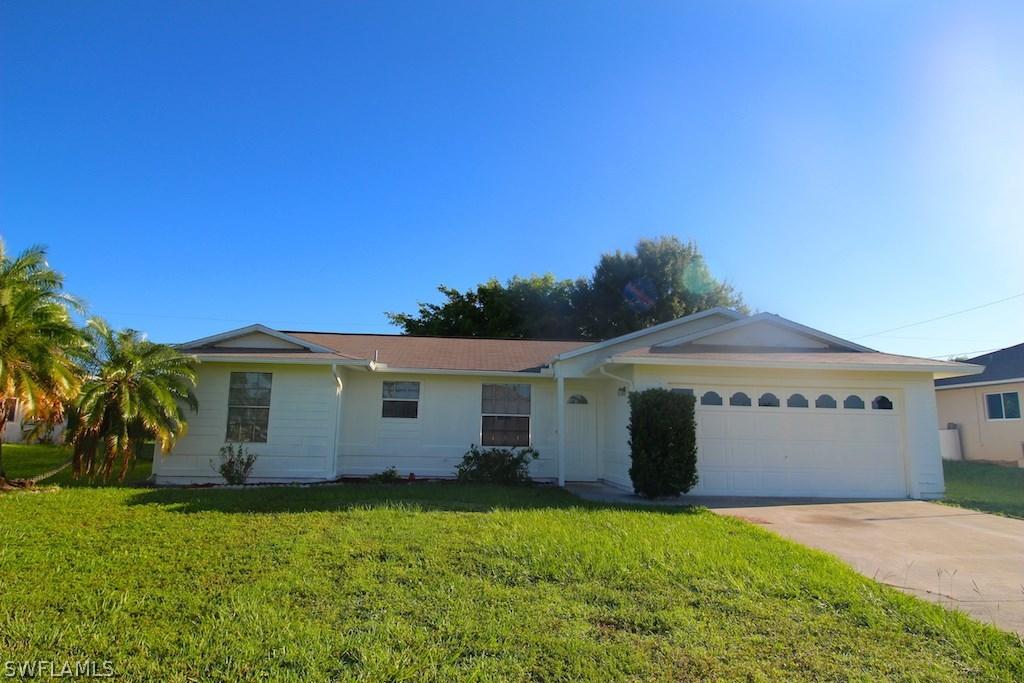 839 SW 29th Ter., Cape Coral, FL 33914