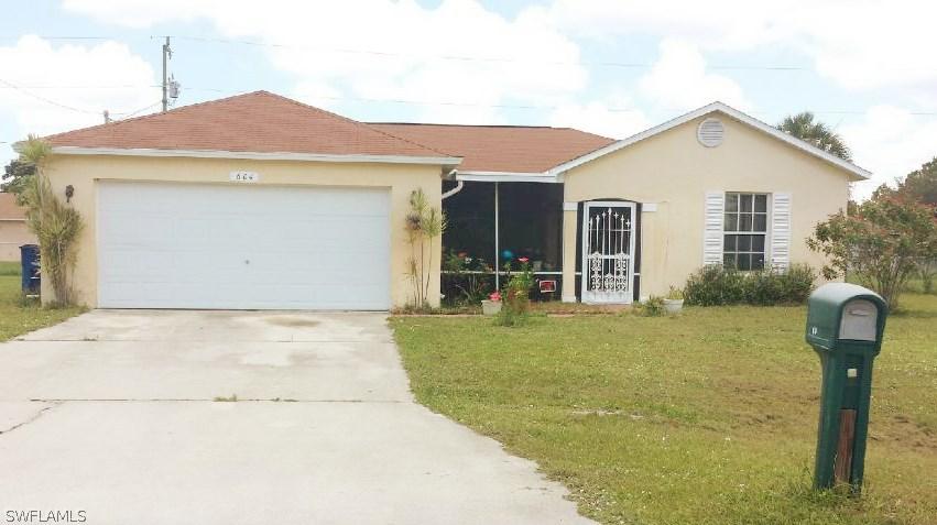 604 Thomas Sherwin Ave., Lehigh Acres, FL 33974