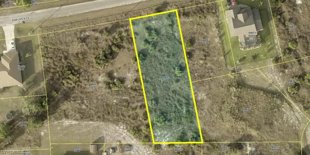 738 Phelps St., Lehigh Acres, FL 33974