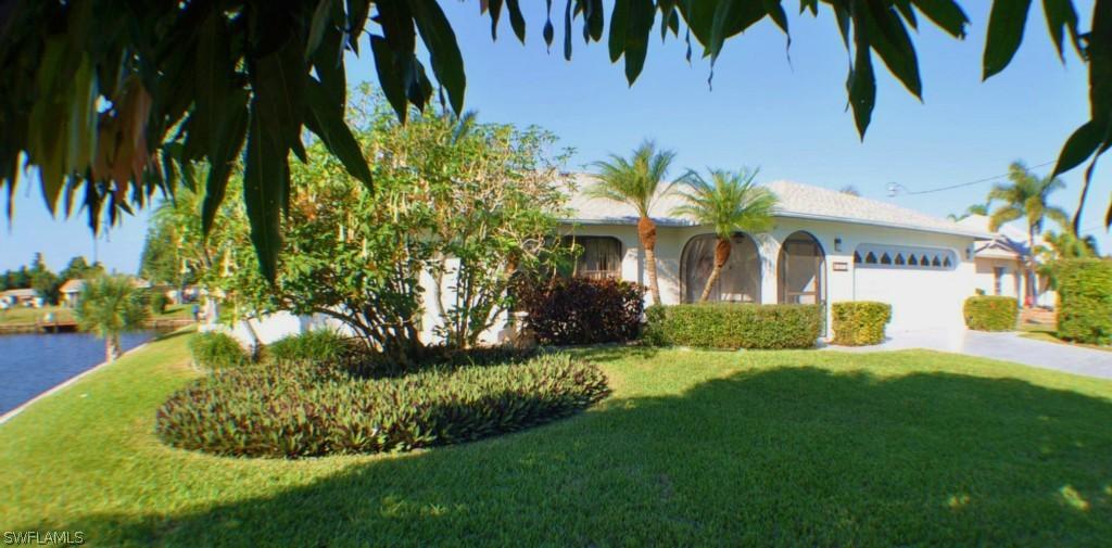 1412 Vendome Ct., Cape Coral, FL 33904