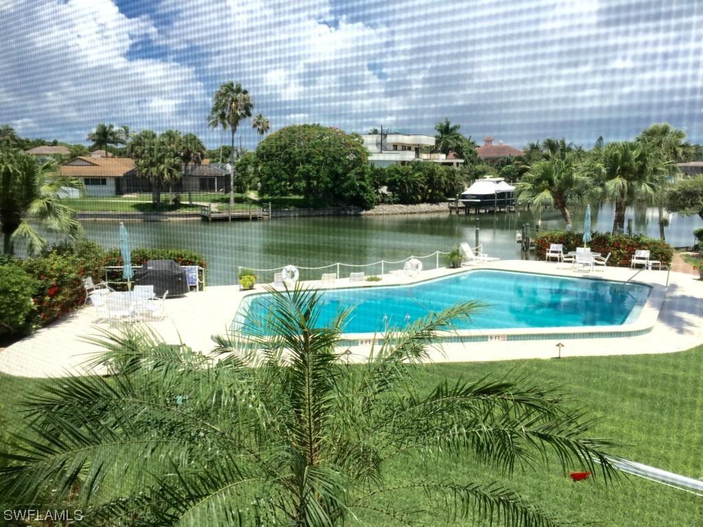 1568 Gulf Shore Blvd. #14, Naples, FL 34102