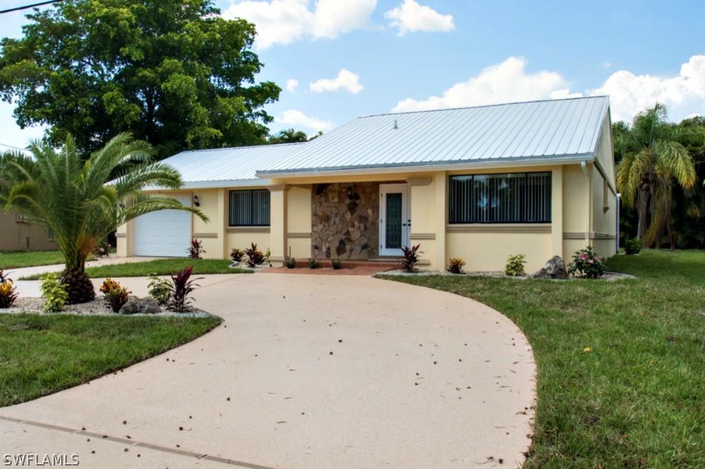 929 SW 52nd St., Cape Coral, FL 33914
