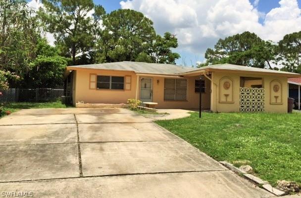 4856 Gloucester Ct., Fort Myers, FL 33907