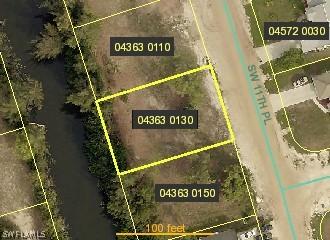 626 SW 11th Pl., Cape Coral, FL 33991