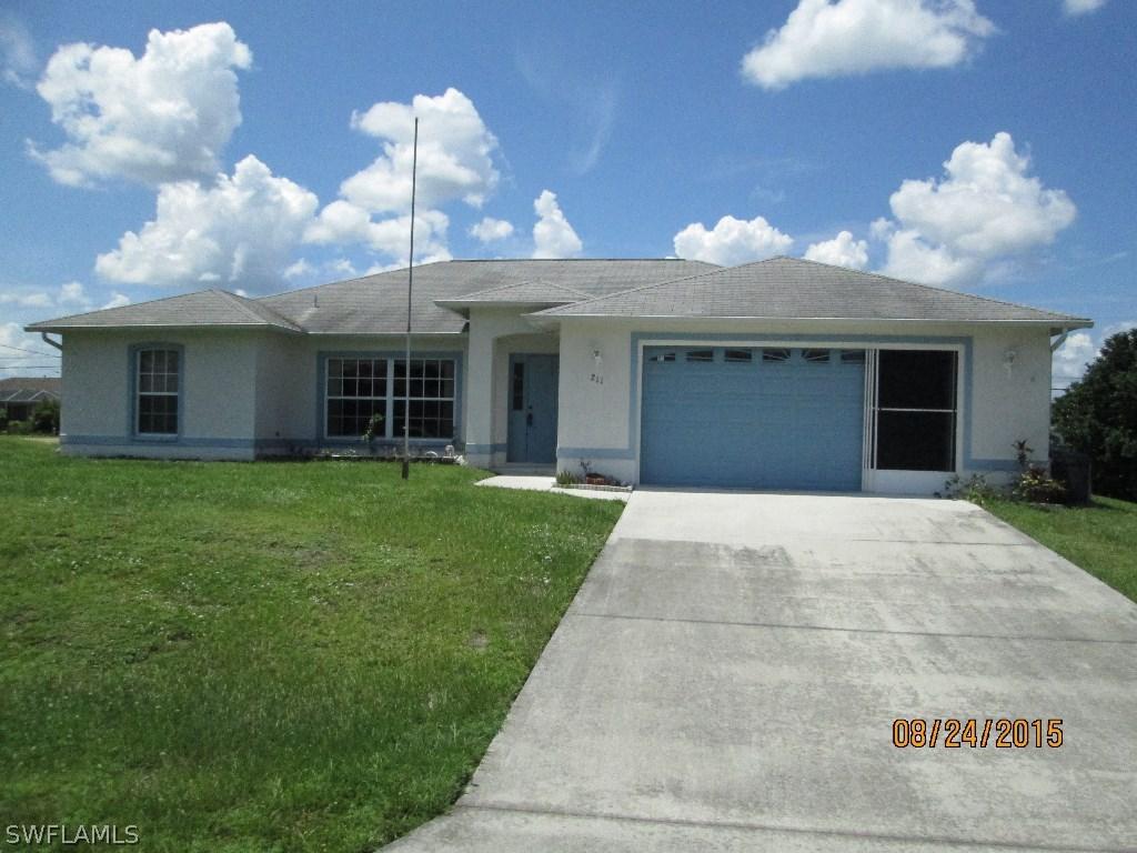 211 Edward Ave., Lehigh Acres, FL 33936