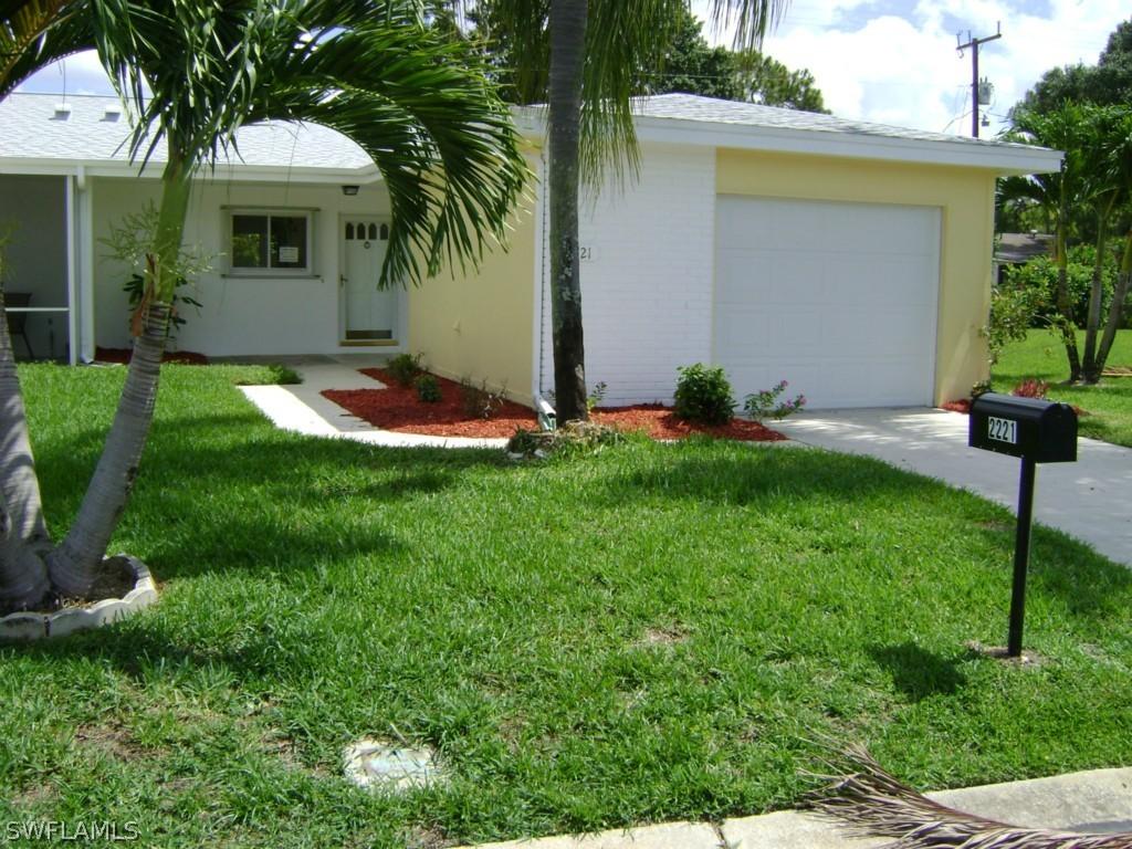2221 Caracas Ct., Fort Myers, FL 33907