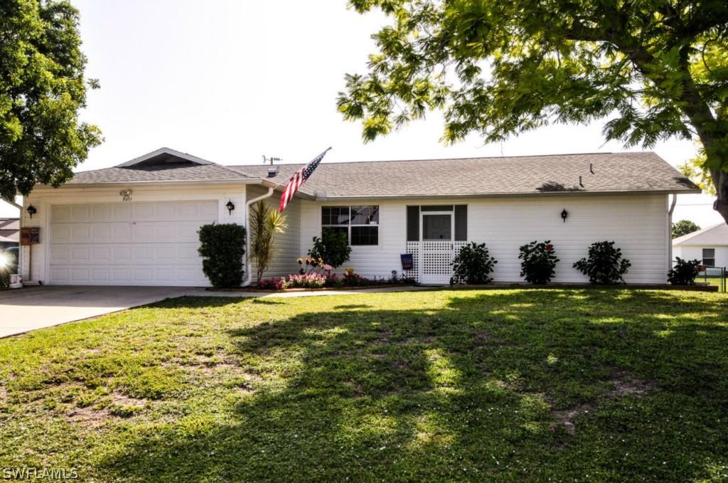2211 NE 17th Ave., Cape Coral, FL 33909