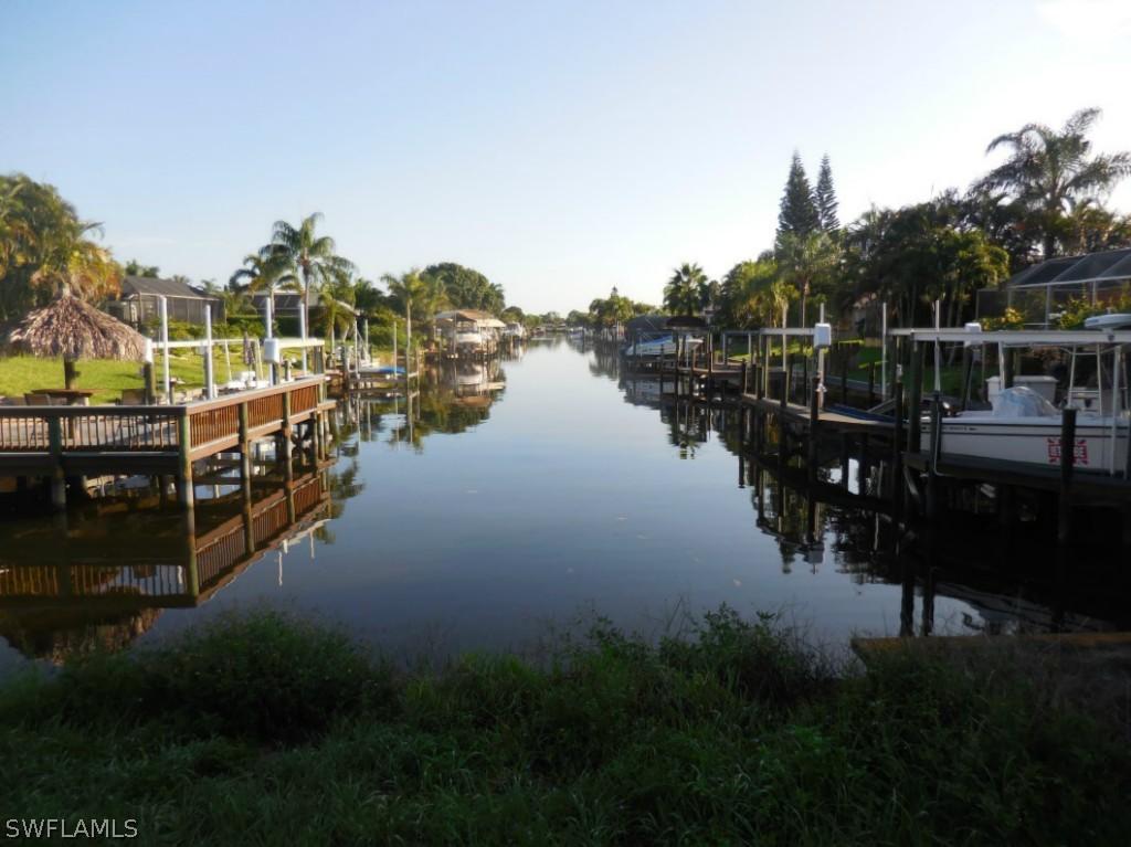 1727 Palaco Grande Pkwy., Cape Coral, FL 33904