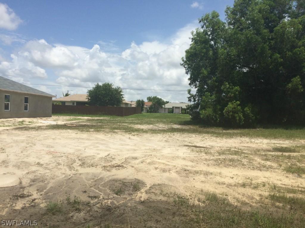 205 SW 19th Ln., Cape Coral, FL 33991