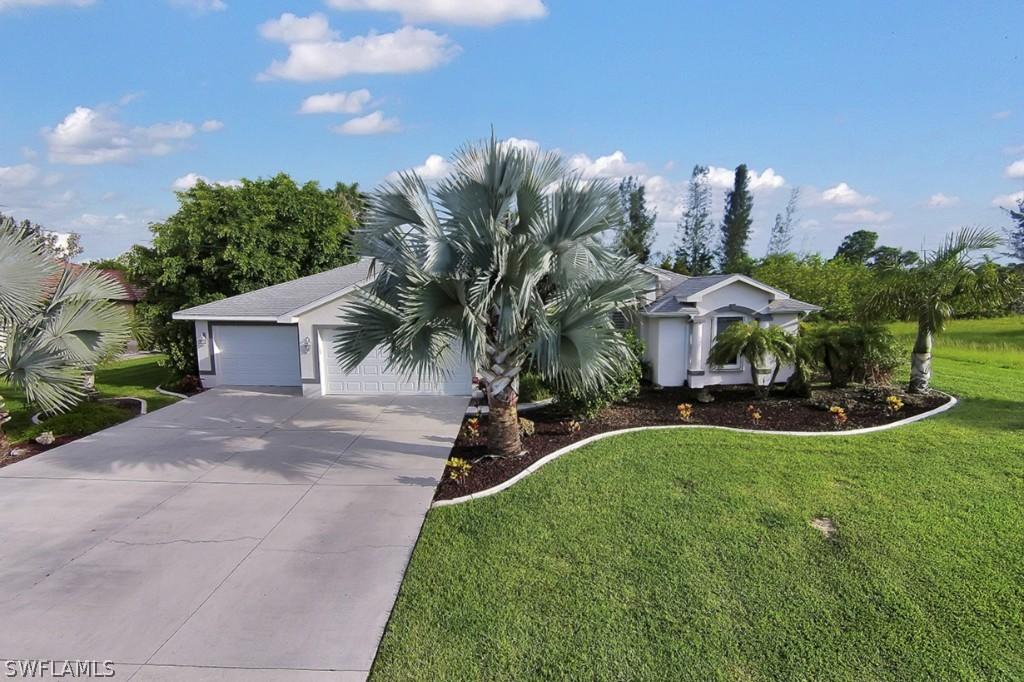1732 SW 40th Ter., Cape Coral, FL 33914