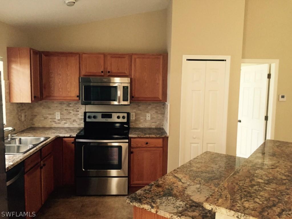 1617 SW 23rd St., Cape Coral, FL 33991