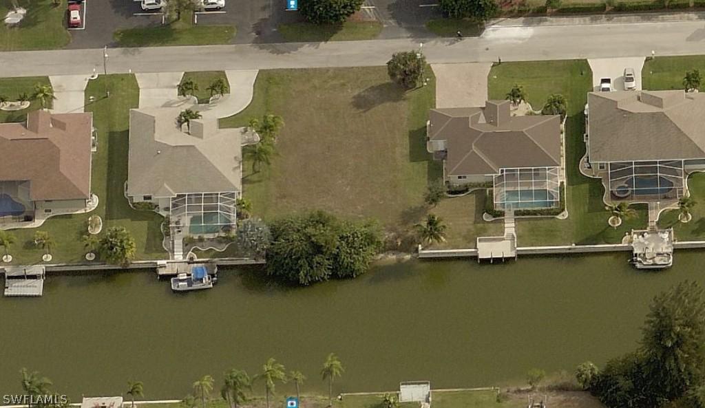 220 SE 15th Pl., Cape Coral, FL 33990