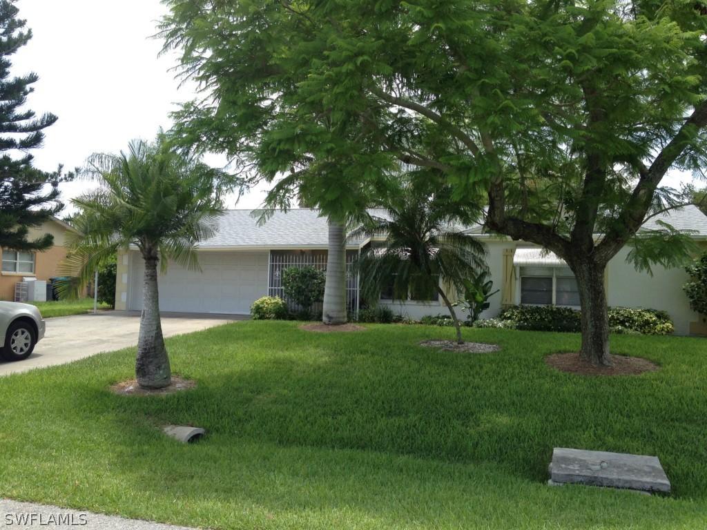 3328 SE 11th Pl., Cape Coral, FL 33904