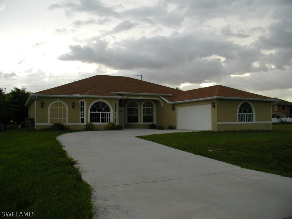 2708 SW 15th Pl., Cape Coral, FL 33914