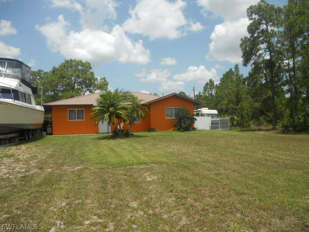 613 Grant Ave., Lehigh Acres, FL 33972