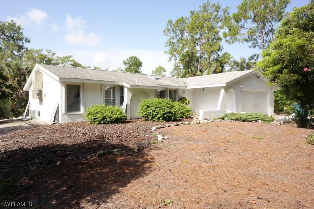 4440 1st Ave., Naples, FL 34119