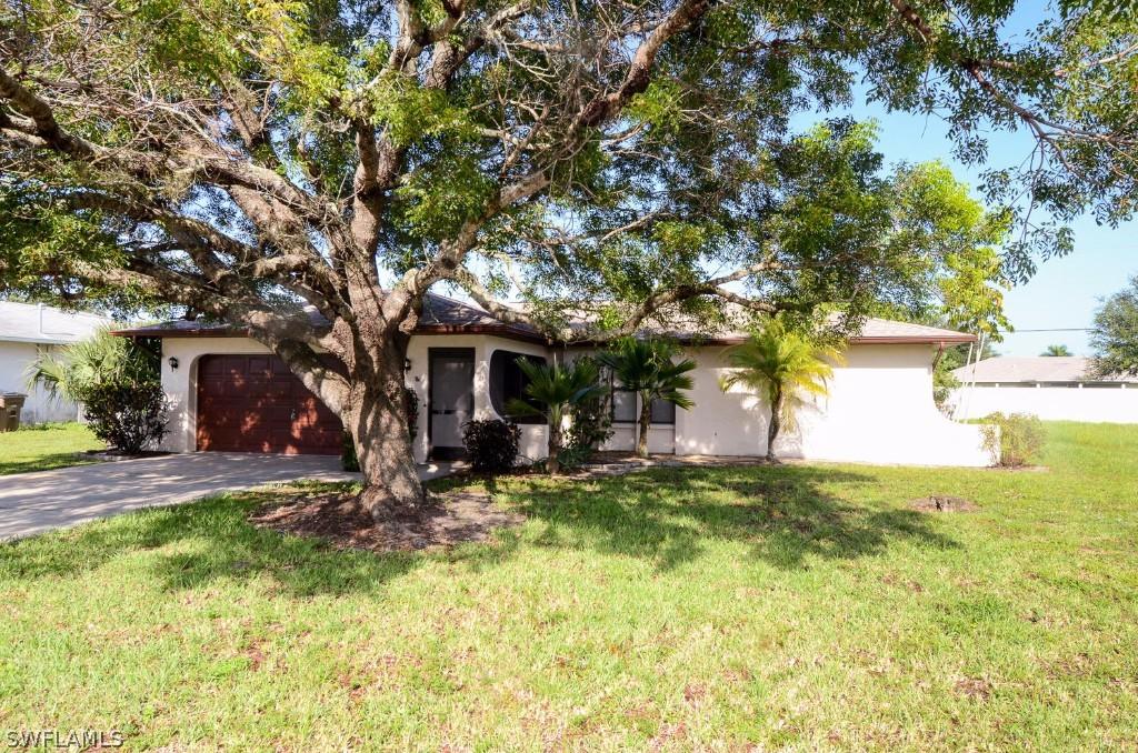 3106 Country Club Blvd., Cape Coral, FL 33904