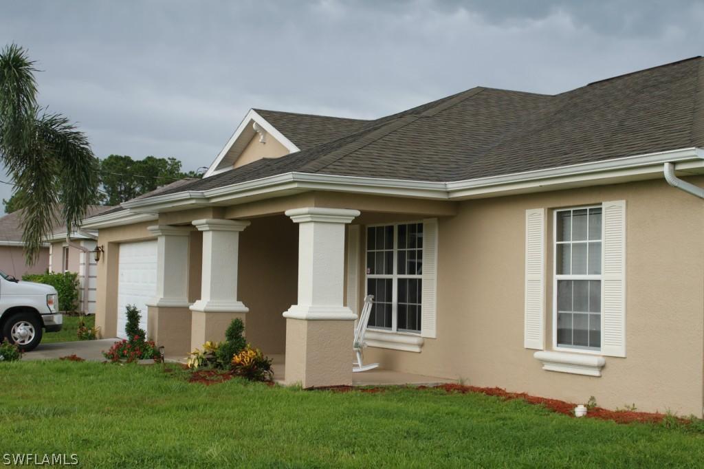 3207 NE 14th Pl., Cape Coral, FL 33909