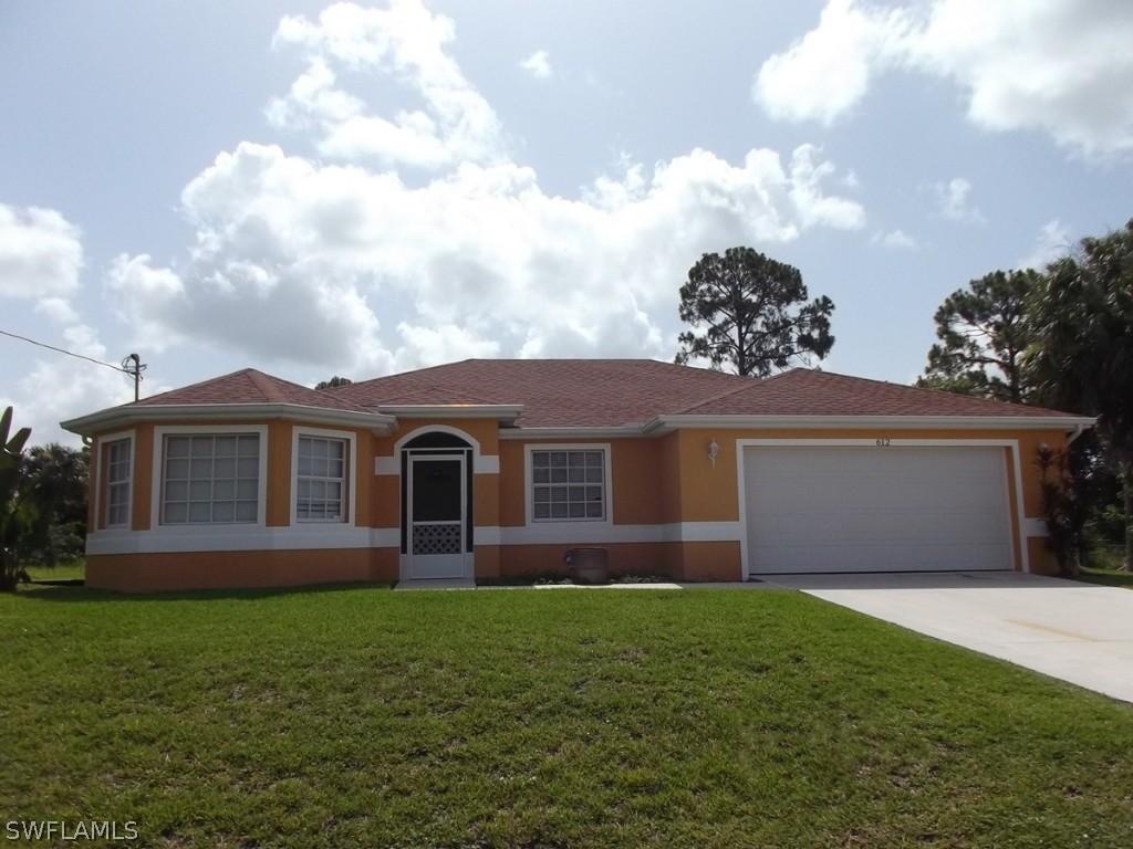 612 Clayton Ave., Lehigh Acres, FL 33972