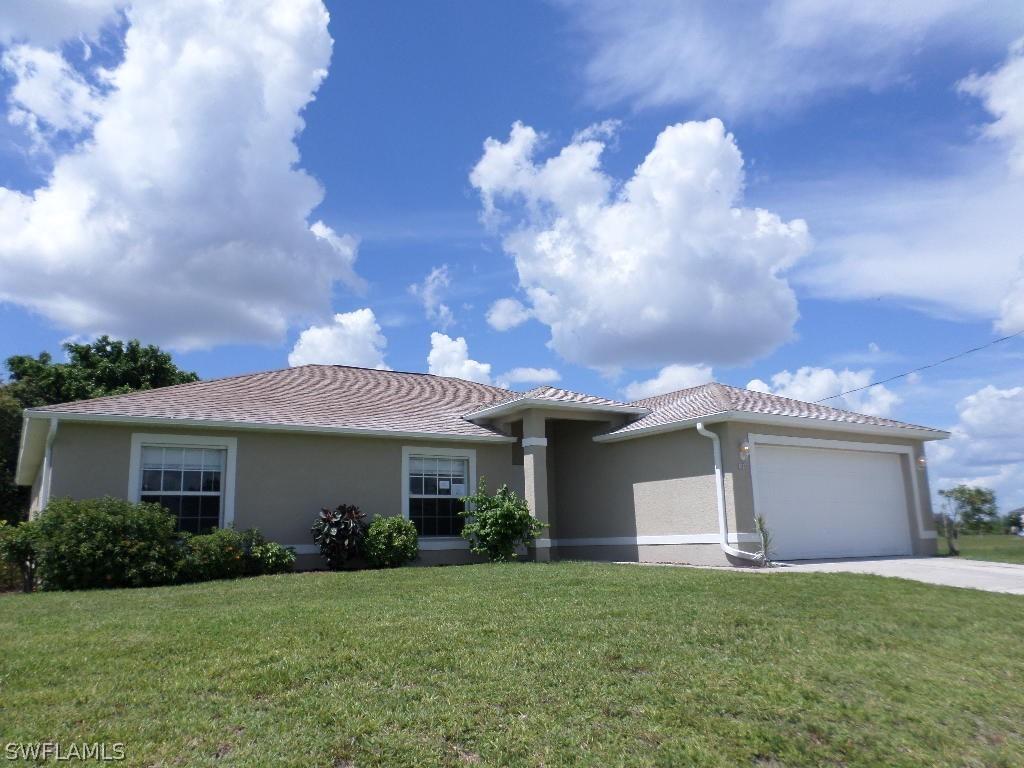 19 NW 28th St., Cape Coral, FL 33993