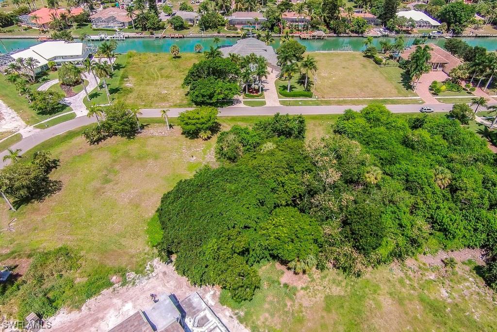 1070 Caxambas Dr., Marco Island, FL 34145