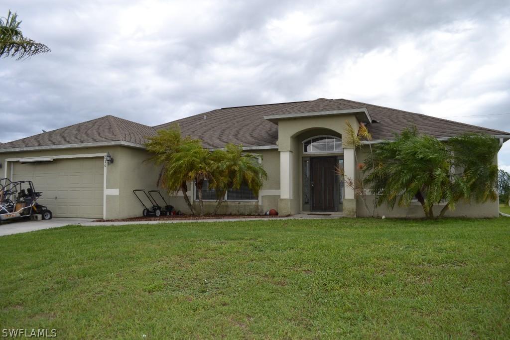 616 NW 26th Ter., Cape Coral, FL 33993
