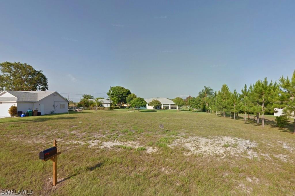 221 NE 7th Ave., Cape Coral, FL 33909