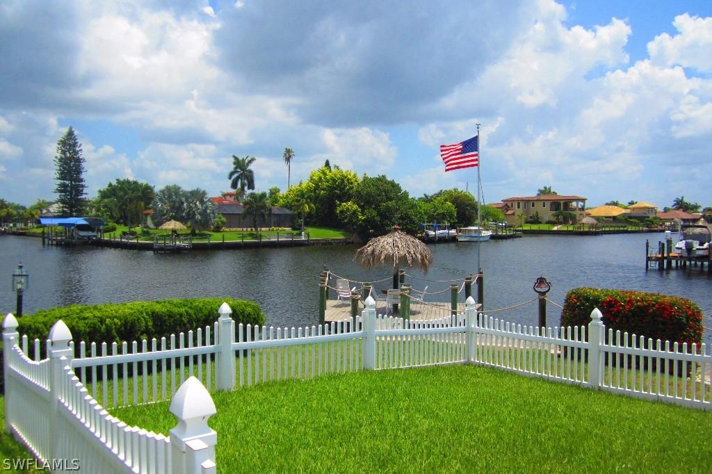 3611 SE 17th Ave., Cape Coral, FL 33904