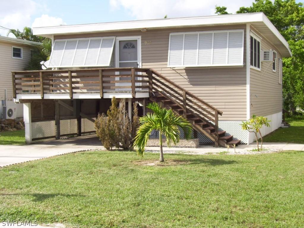 911 3rd St., Fort Myers Beach, FL 33931