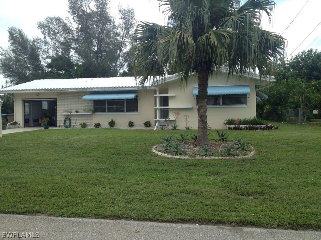 5707 Flamingo Dr., Cape Coral, FL 33904