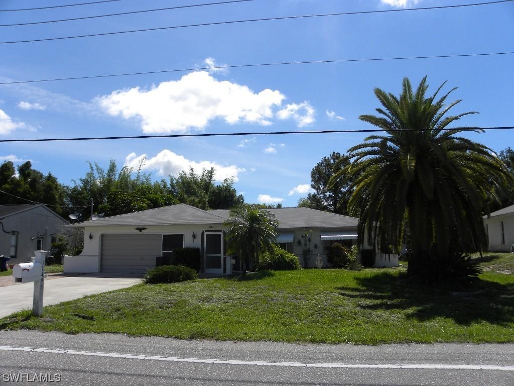 17493 Oriole Rd., Fort Myers, FL 33967
