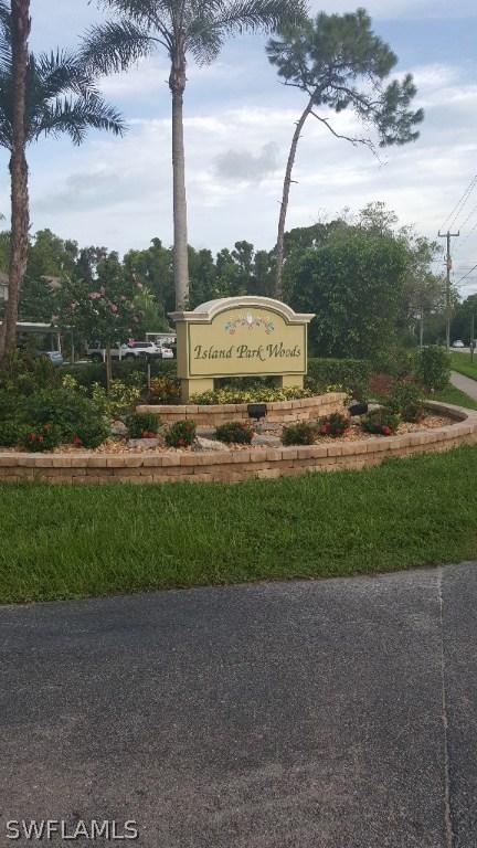 6132 Lake Front Dr., Fort Myers, FL 33908