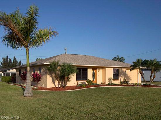 914 SW 11th Ave., Cape Coral, FL 33991