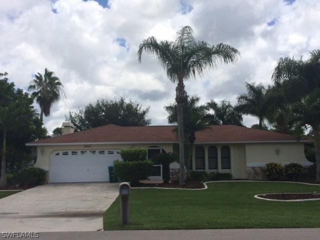 3911 SE 9th Ct., Cape Coral, FL 33904