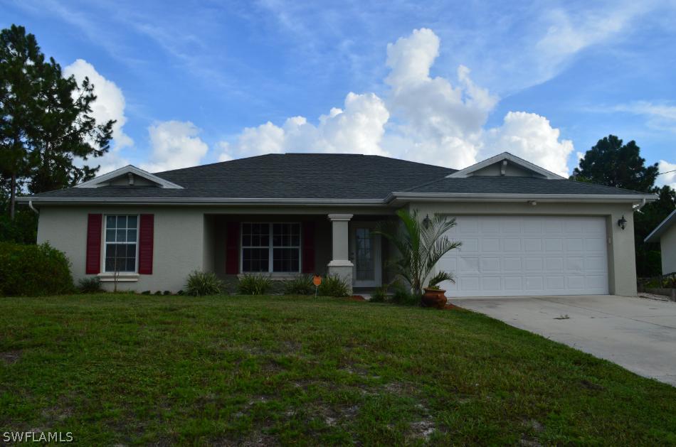 5527 Berryman St., Lehigh Acres, FL 33971