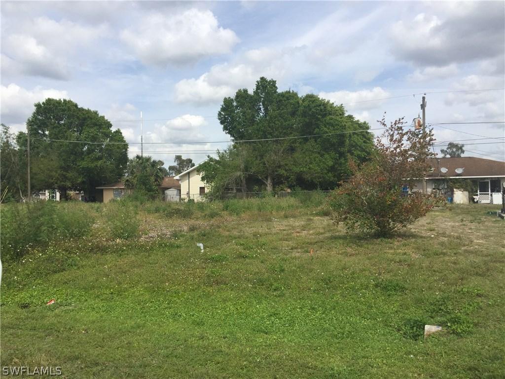 17387/389 Barbara Dr., Fort Myers, FL 33967