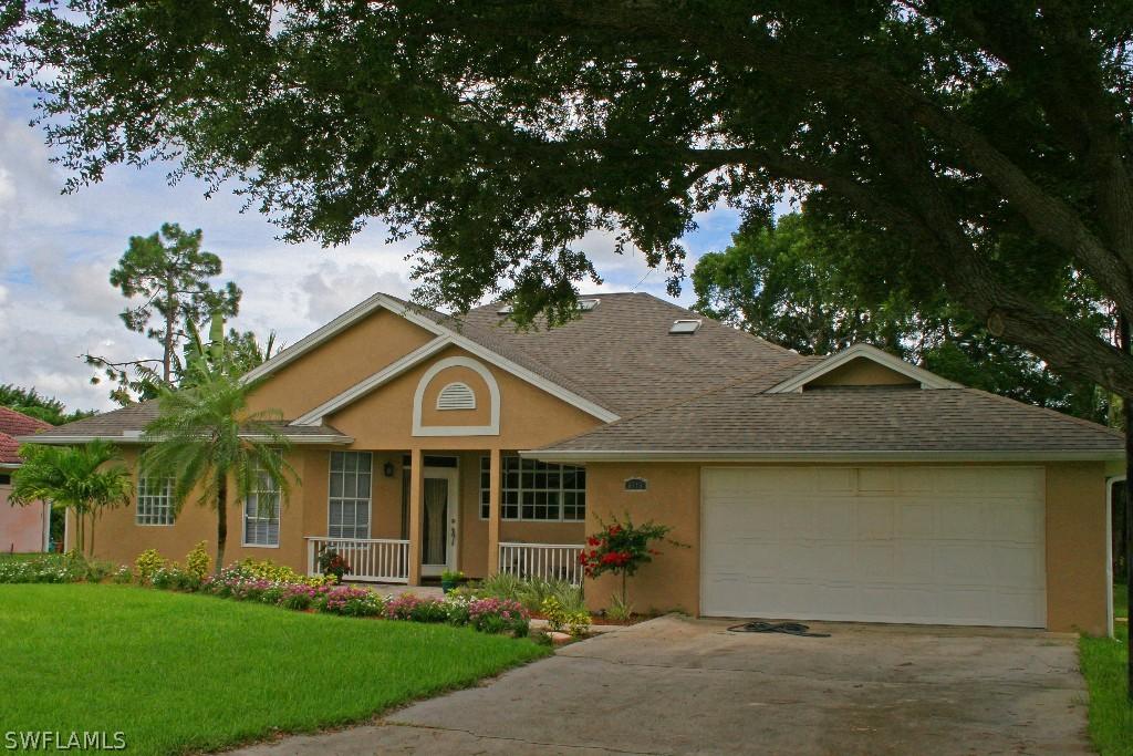 6715 Willow Lake Cir., Fort Myers, FL 33966