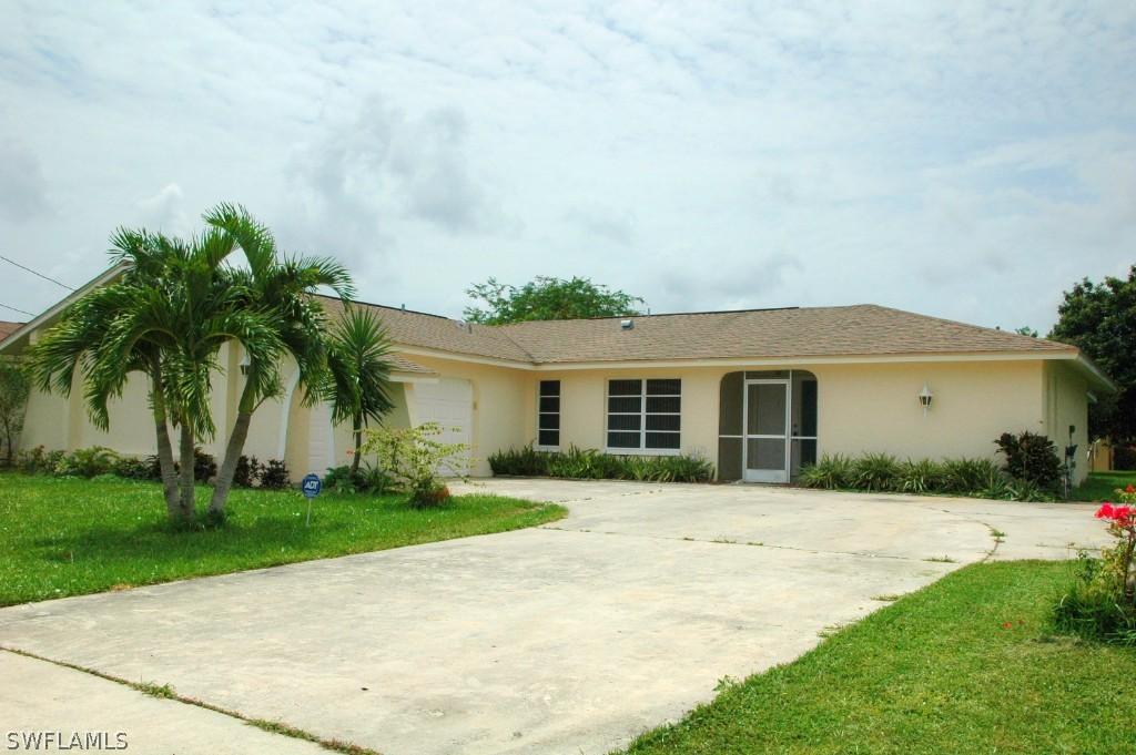 818 SE 41st St., Cape Coral, FL 33904