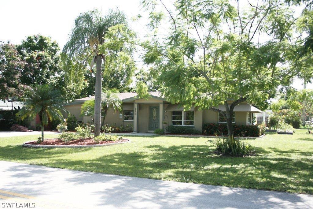 3853 Lake St., Fort Myers, FL 33901