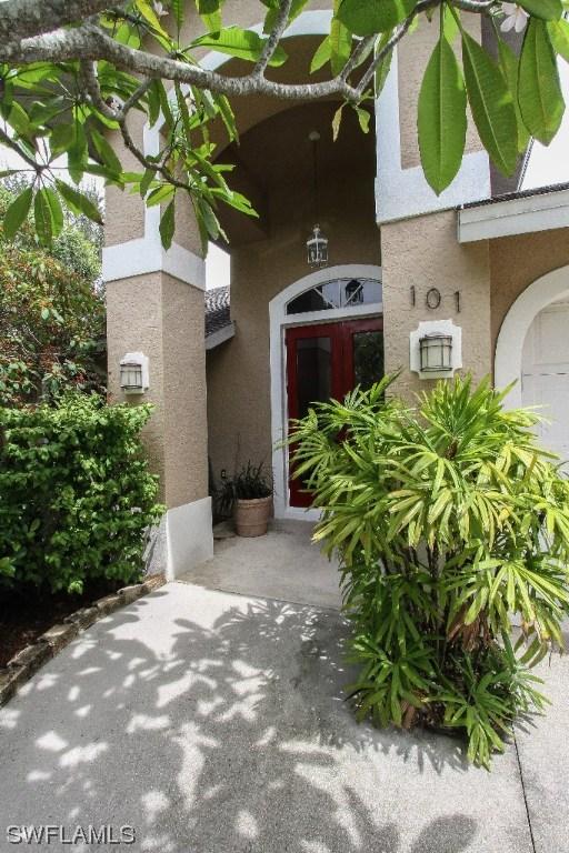 101 Heritage Way, Naples, FL 34110