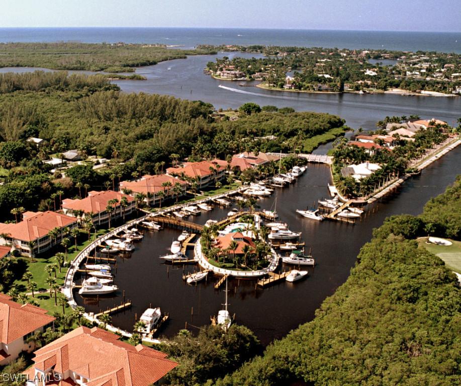 1777 Gulfstar Dr., Naples, FL 34112