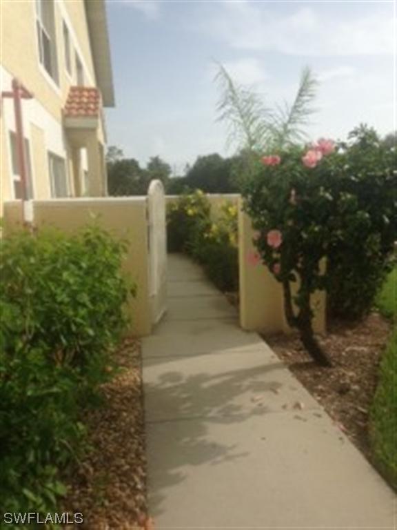 5450 Worthington Ln. #104, Naples, FL 34110