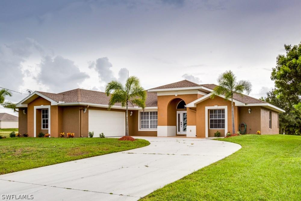 2724 NW 7th Ter., Cape Coral, FL 33993