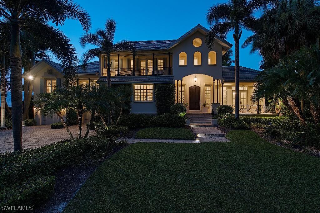 159 15th Ave., Naples, FL 34102