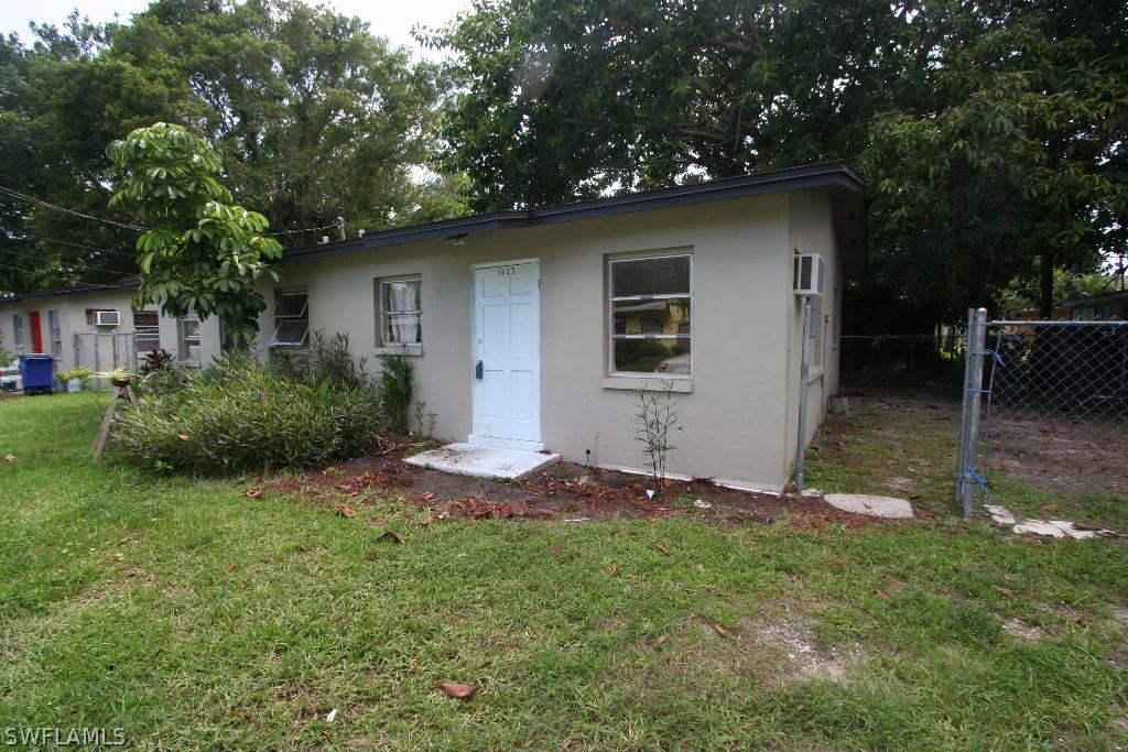 1117 6th Way, North Fort Myers, FL 33903