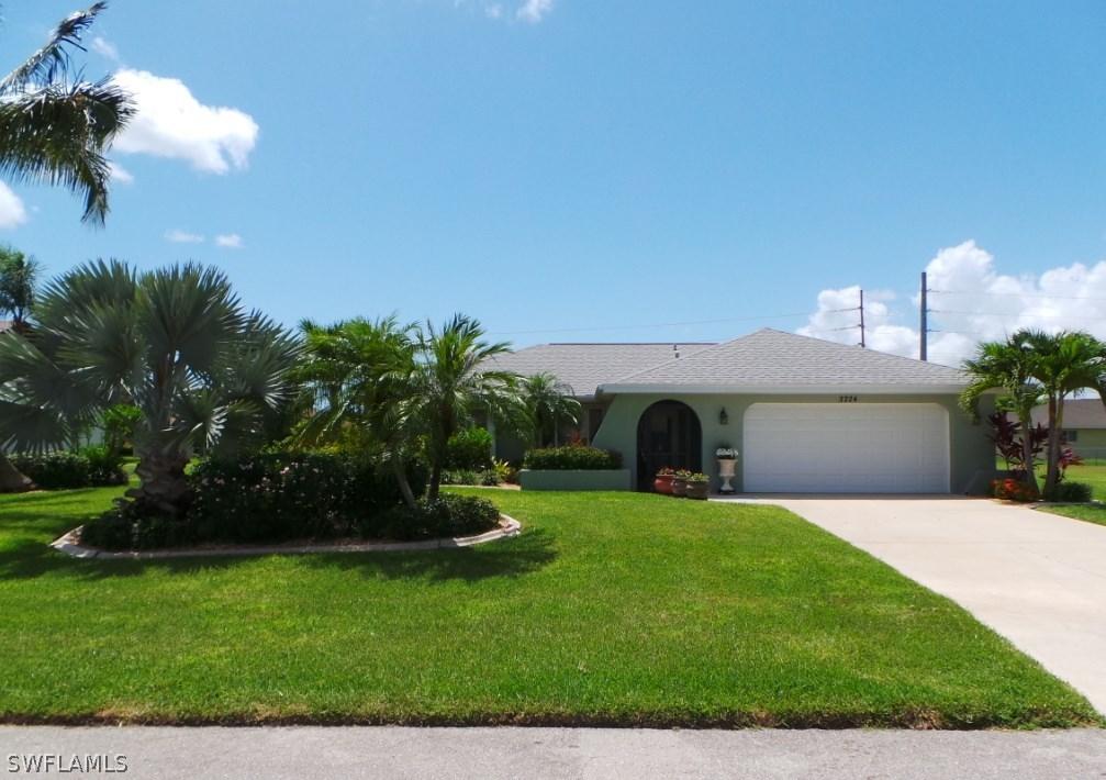 3224 SE Santa Barbara Pl., Cape Coral, FL 33904