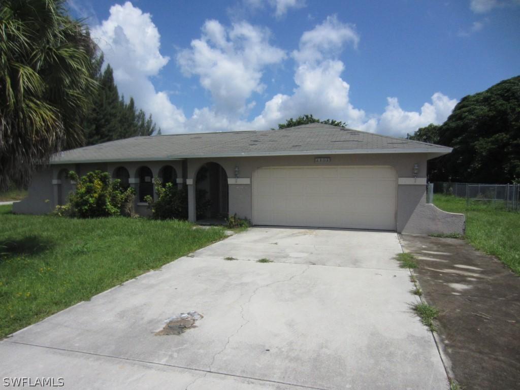 3405 Jeffcott St., Fort Myers, FL 33916