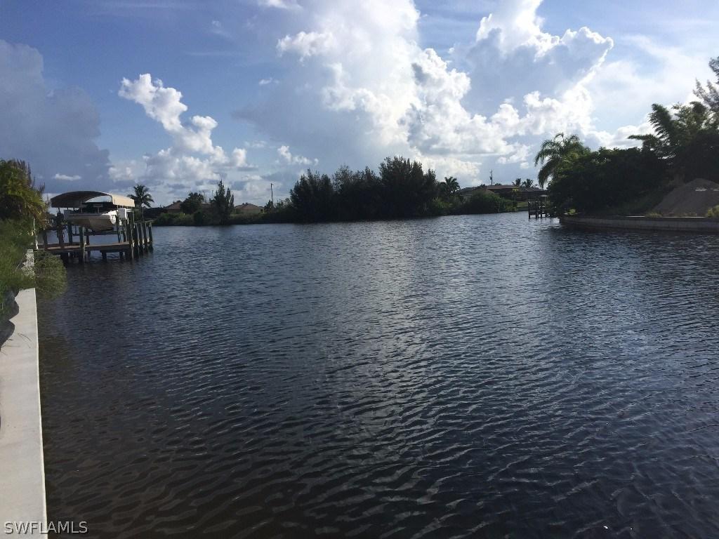 313 NW 39th Ave., Cape Coral, FL 33993